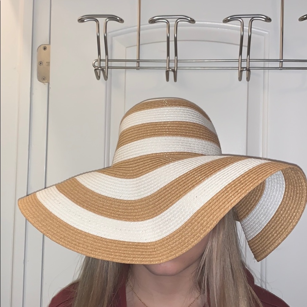 striped sun hat